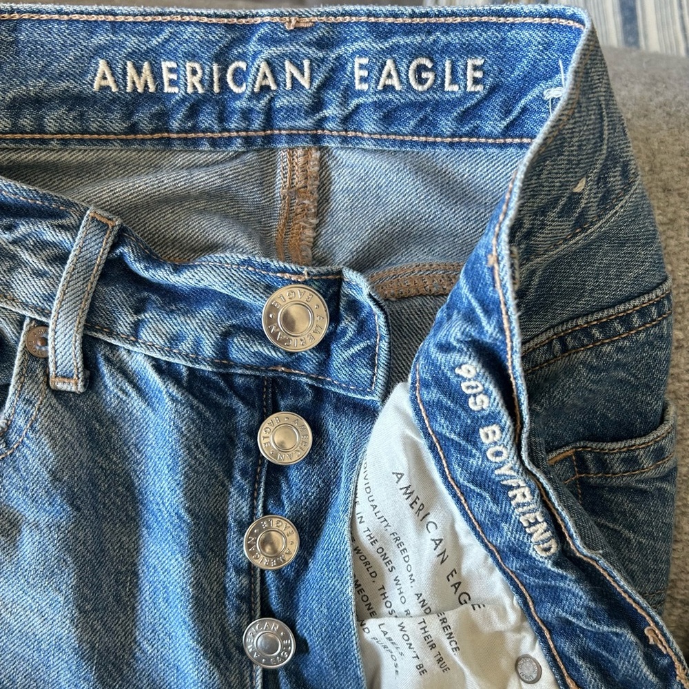 America Eagle 90s Boyfriend Jeans size 0